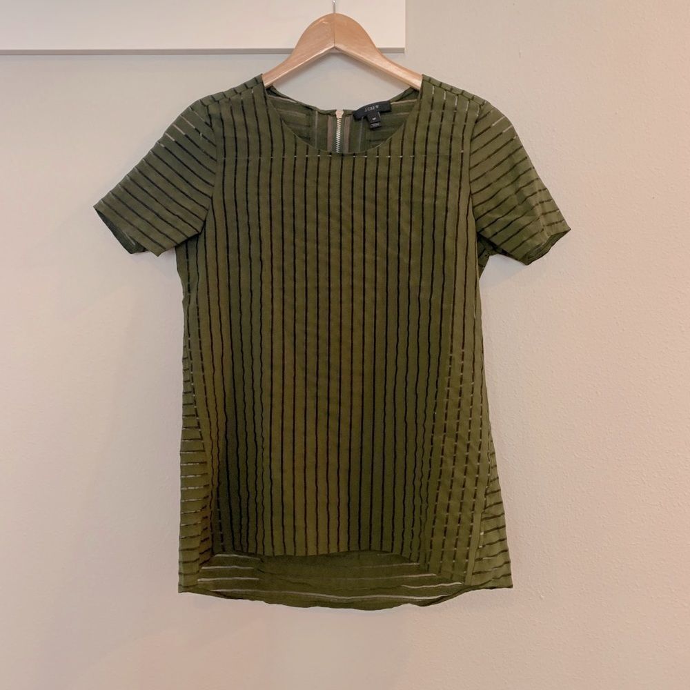 🟢3 for $20—— J CREW tonal stripe short sleeve top exposed zip closure